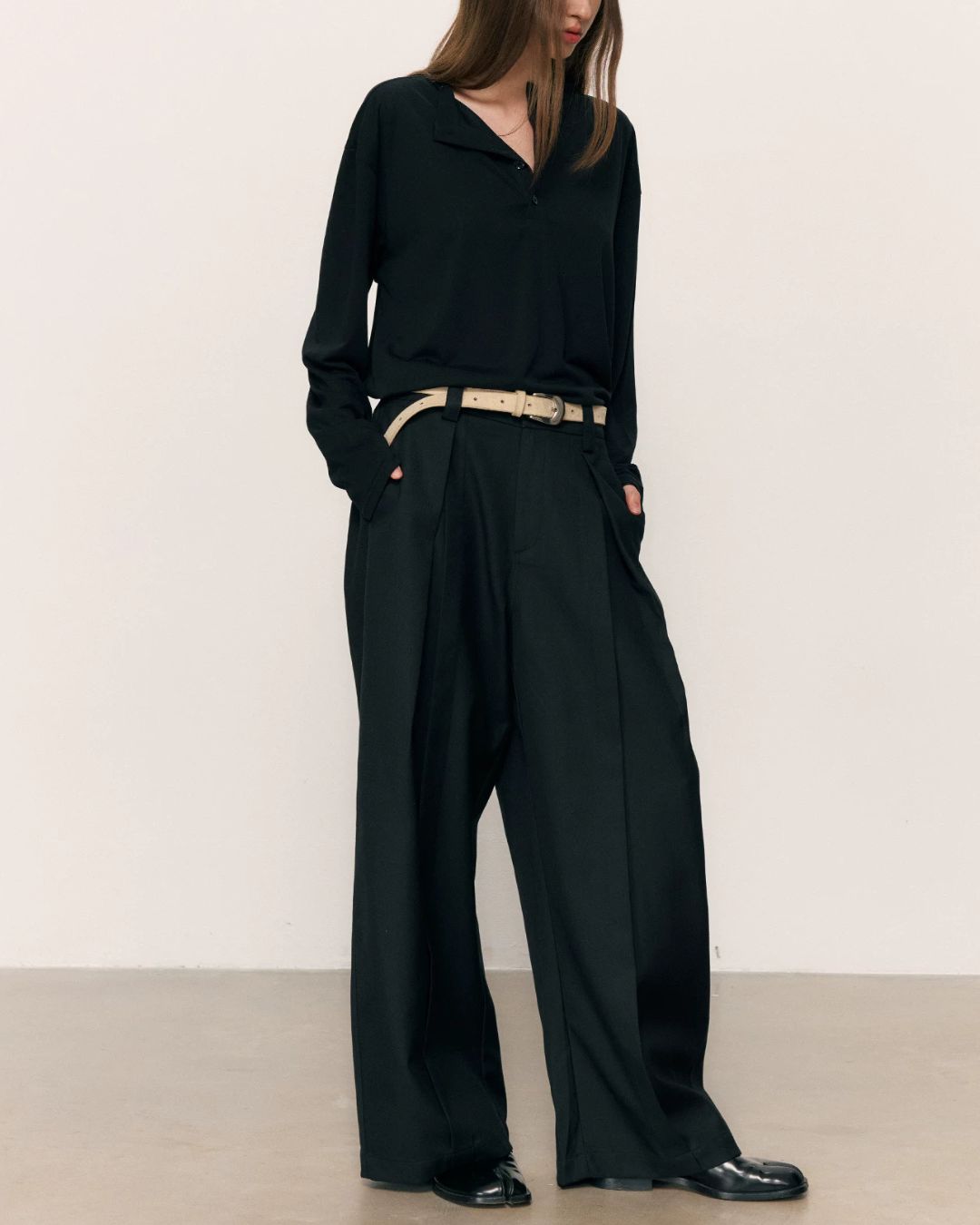 Cross Tuck Slacks　SL004