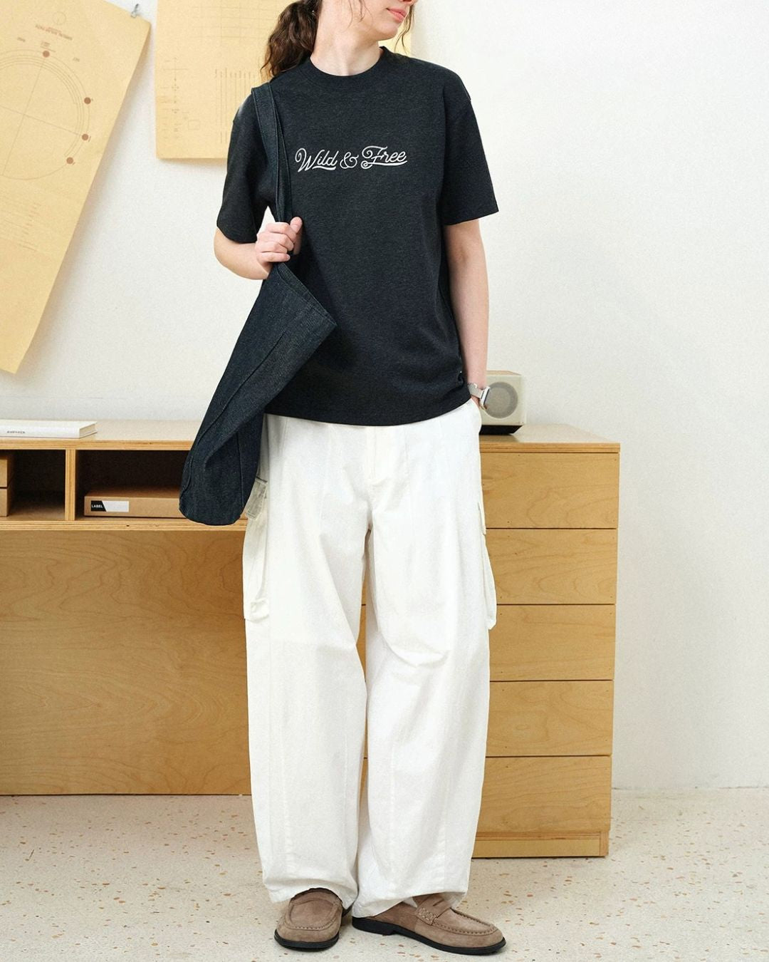 Textured Logo Crew Neck T-Shirt　ST188
