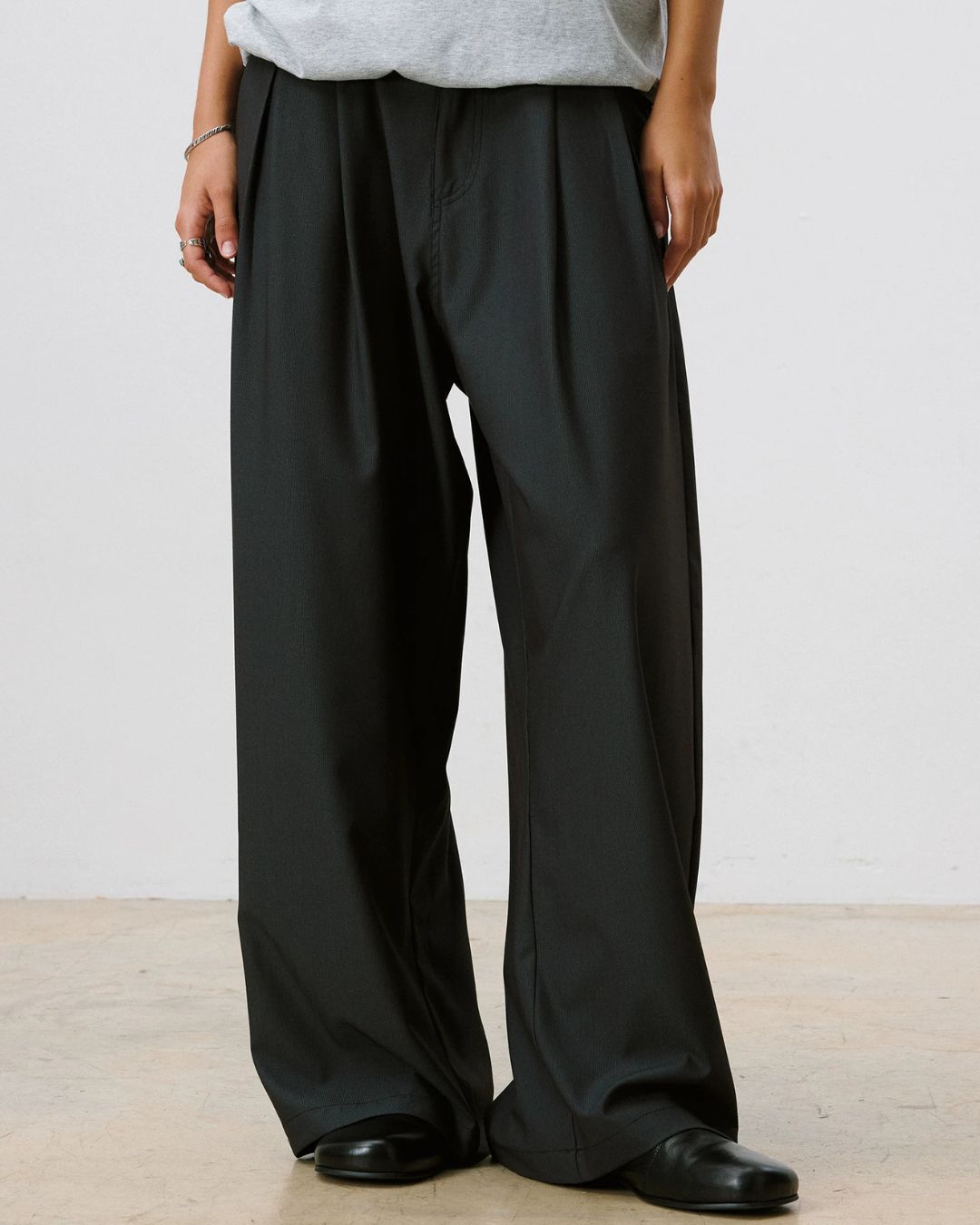 Pleated Cooling Slacks　SL002