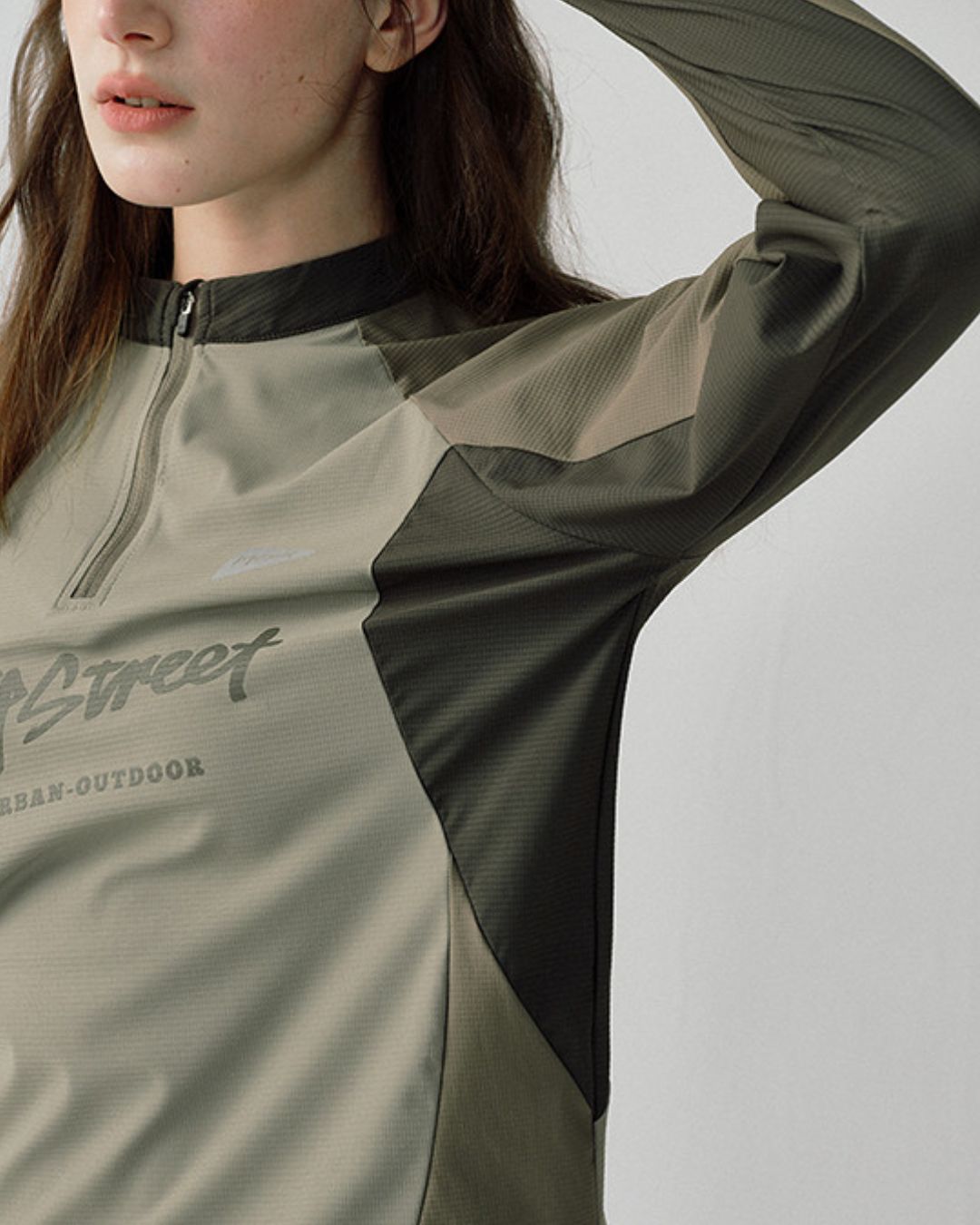 【10日以内お届け】Quick-drying Half-zip T-shirt　LT079