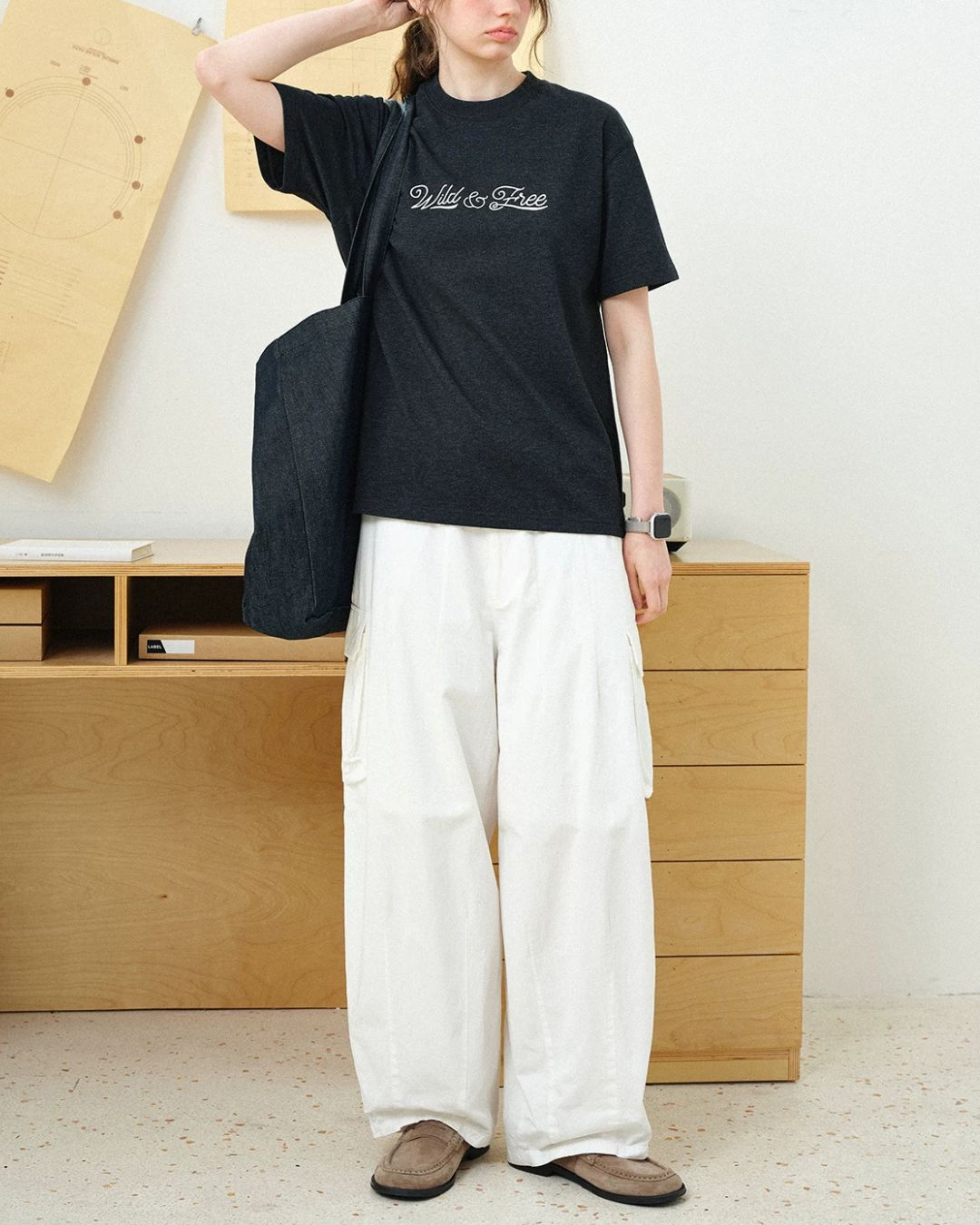 Textured Logo Crew Neck T-Shirt　ST188