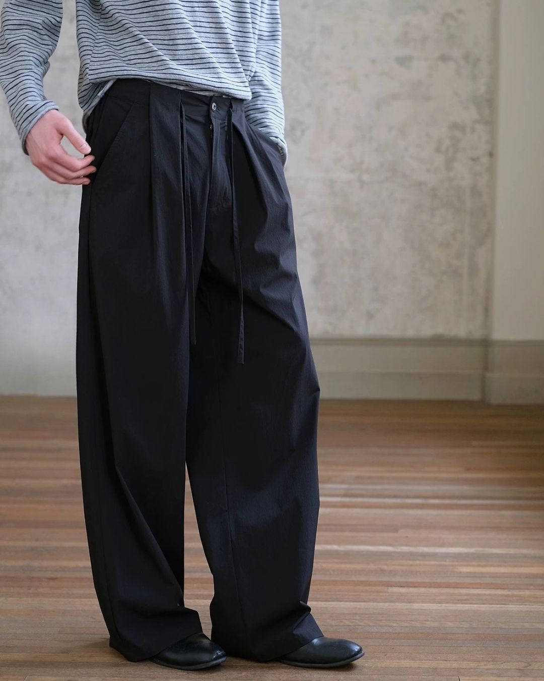 Casual Tuck Wide Pants　WP122
