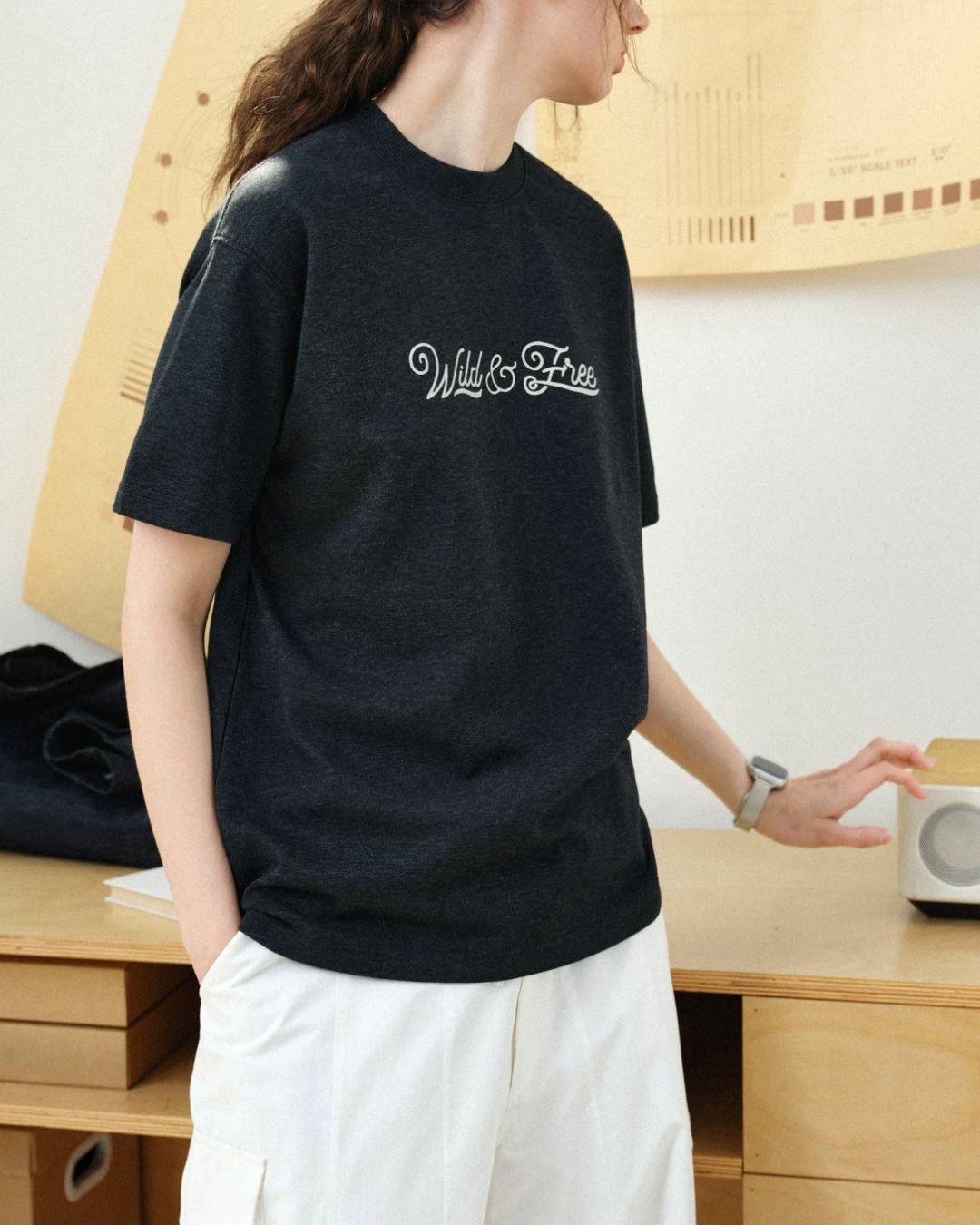 Textured Logo Crew Neck T-Shirt　ST188