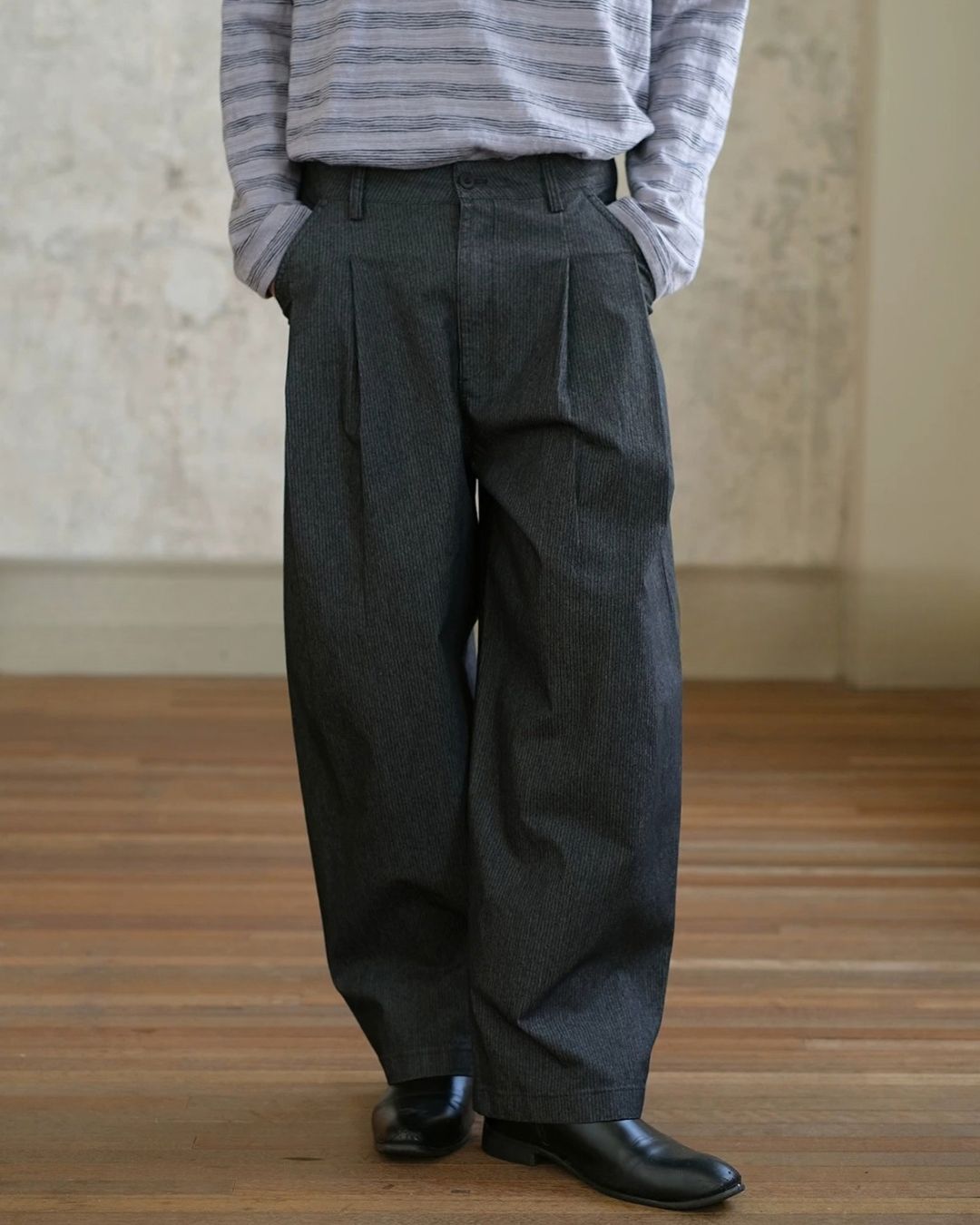 Relaxed Tuck Wide Pants　WP121