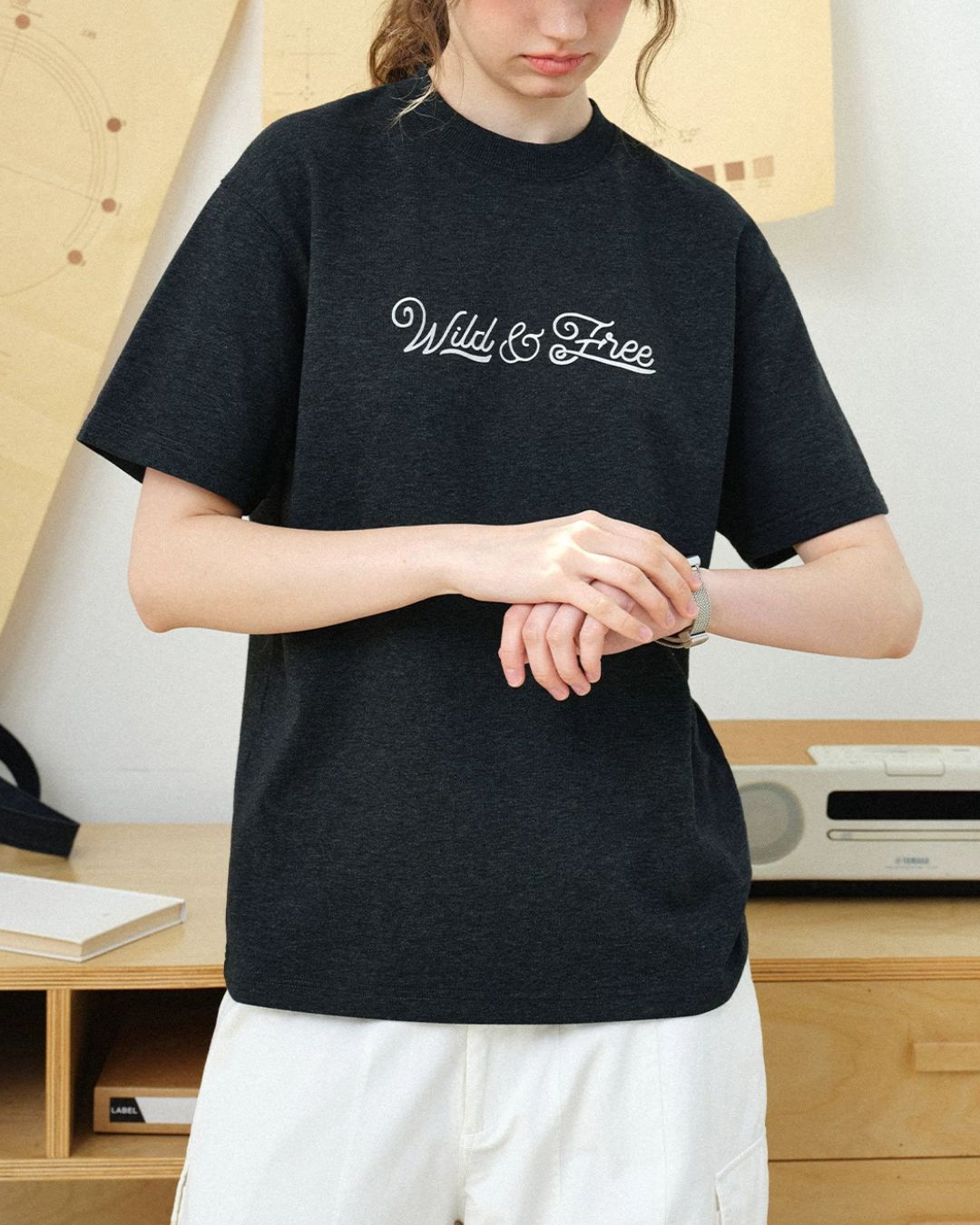 Textured Logo Crew Neck T-Shirt　ST188