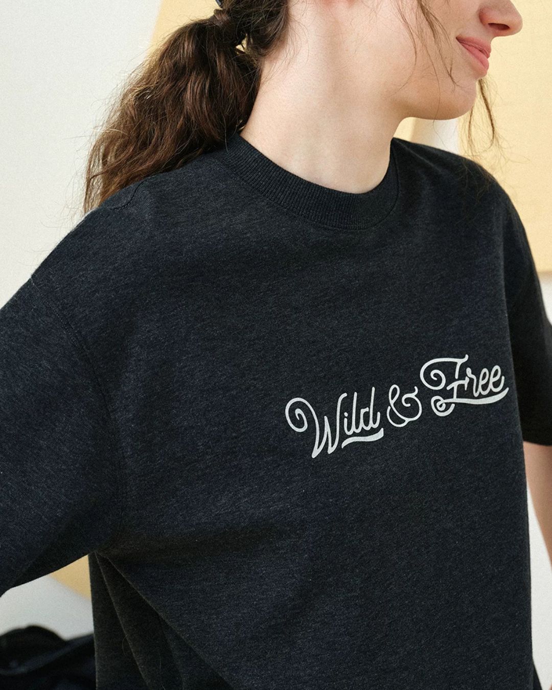Textured Logo Crew Neck T-Shirt　ST188