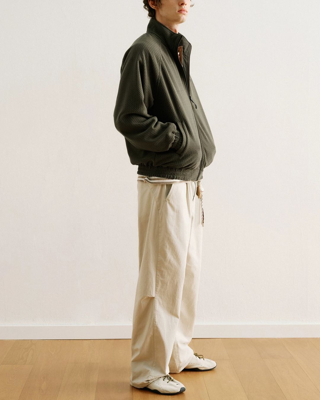 Arc Tuck Wide Pants　WP120