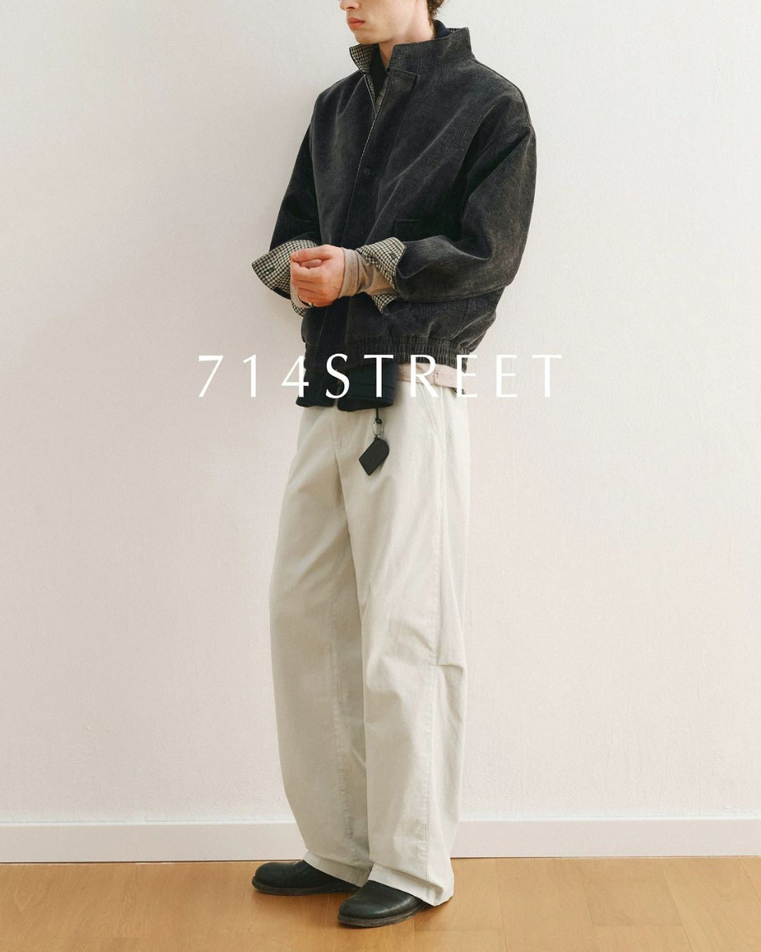 Arc Tuck Wide Pants　WP120