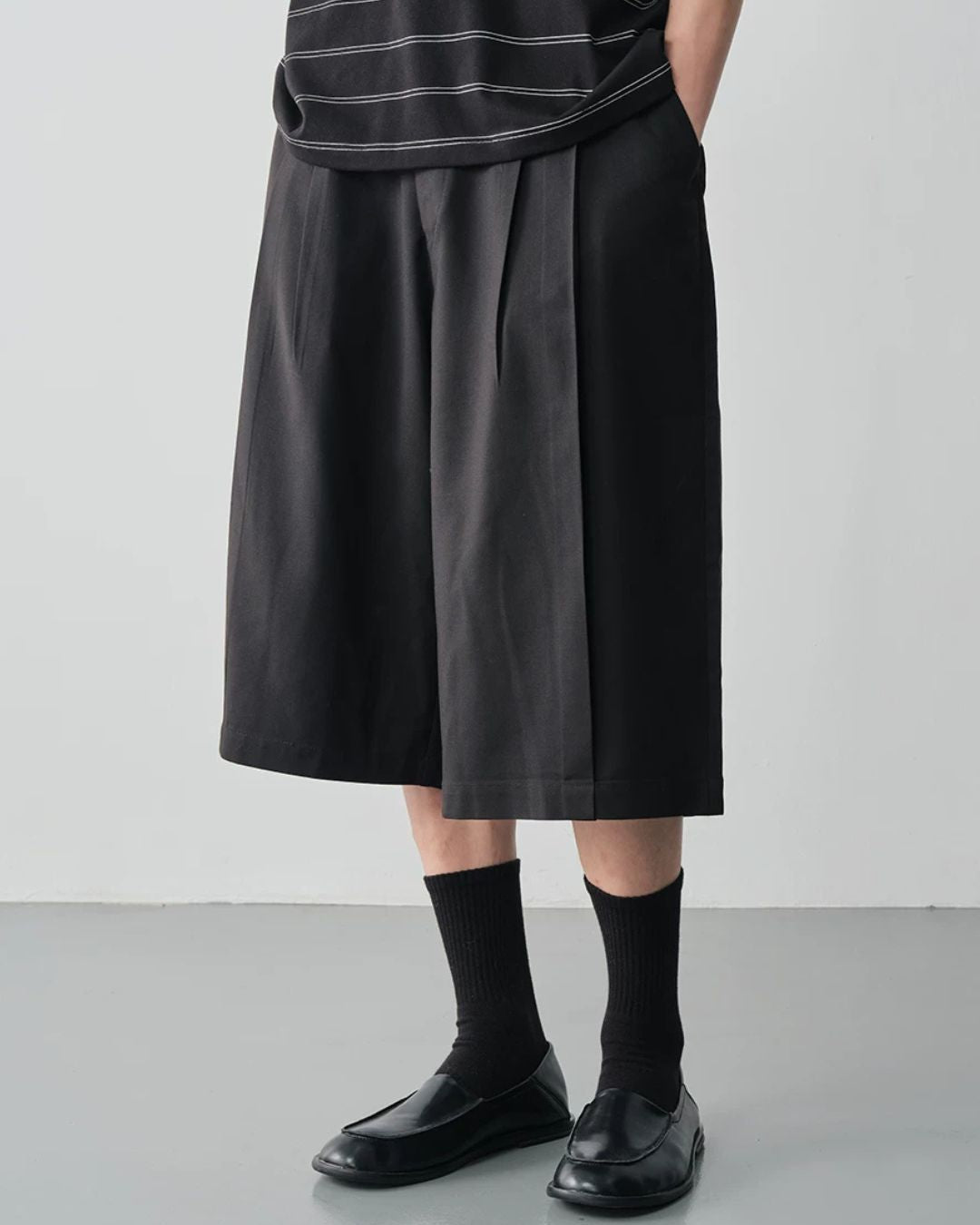 Pleated Cropped Pants　SP073