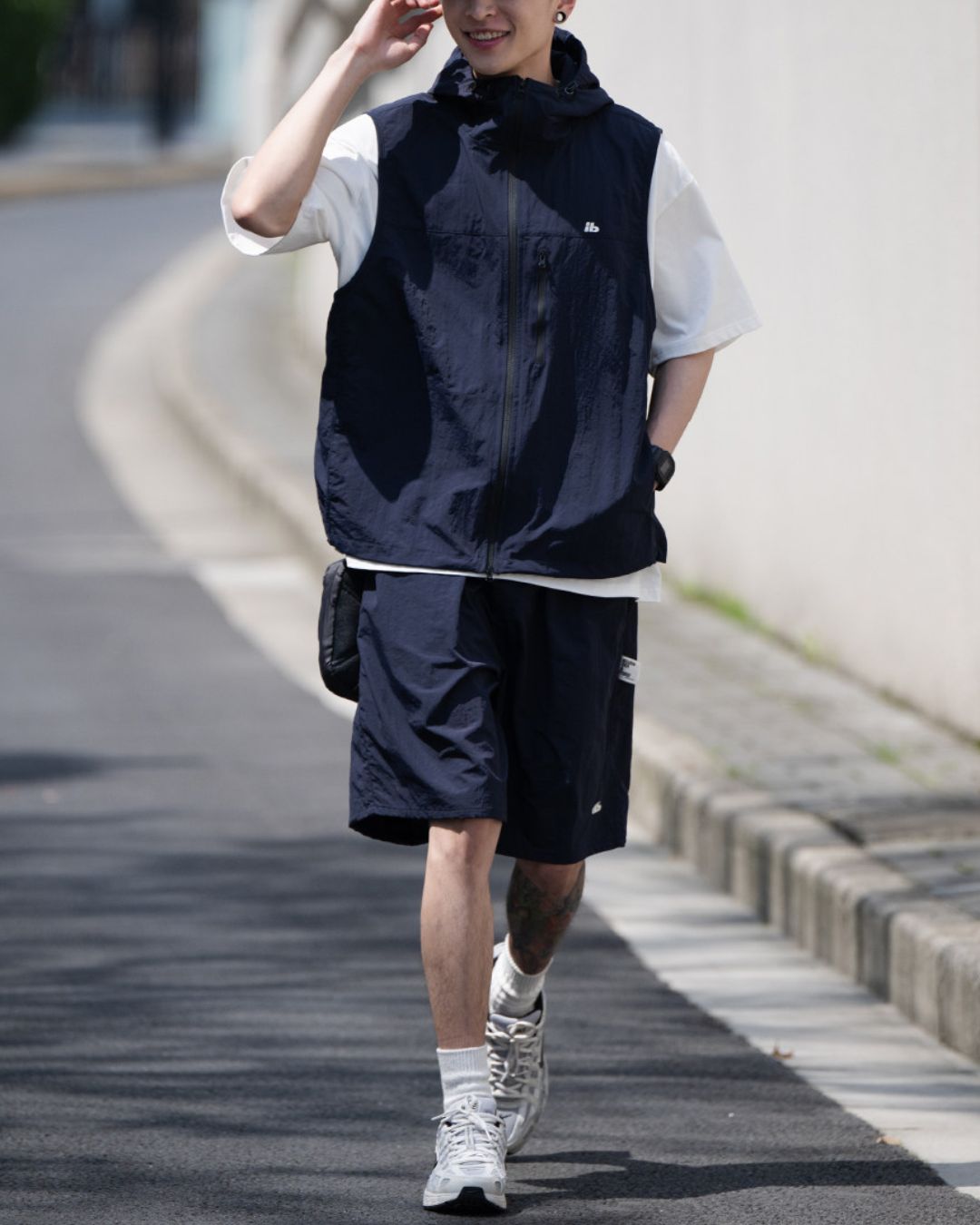 【10日以内お届け】Casual Hooded Vest　VT016