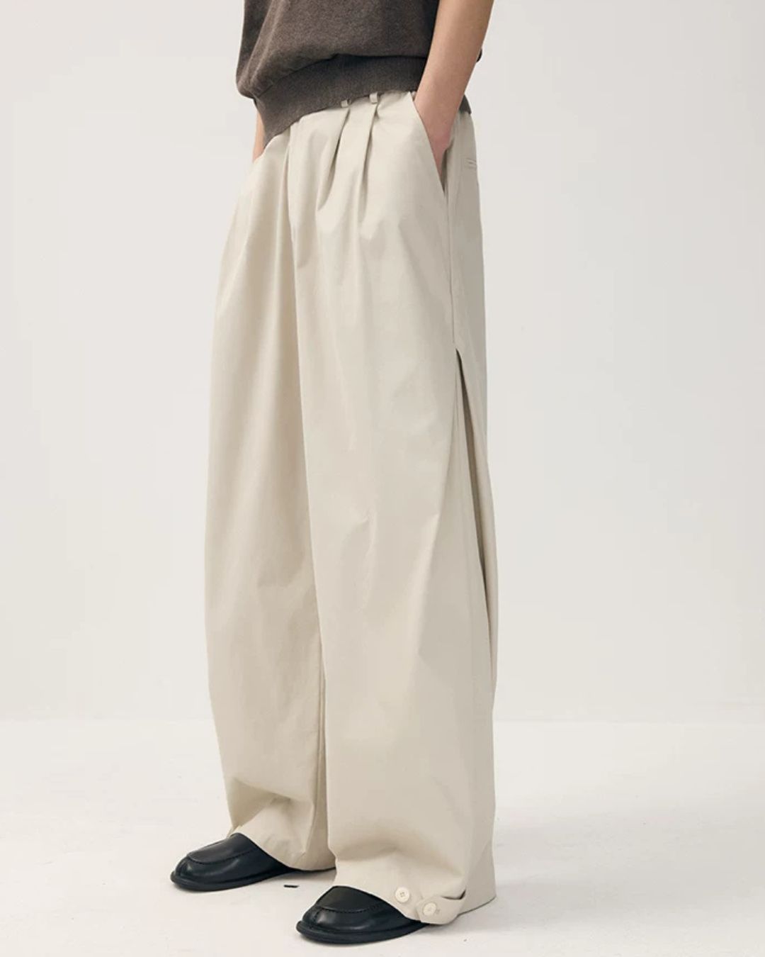 Hem Button Side Pleated Pants　WP104