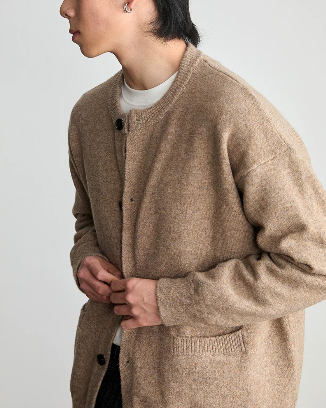 Brushed Crewneck Cardigan　KN059