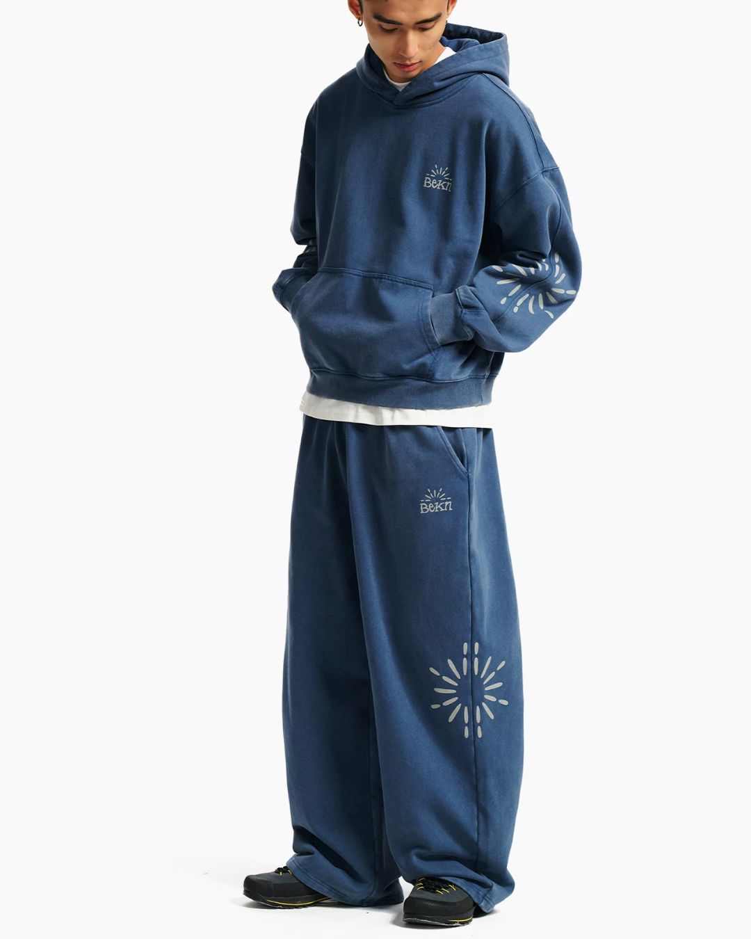 Washed Sunburst Hoodie　HD082