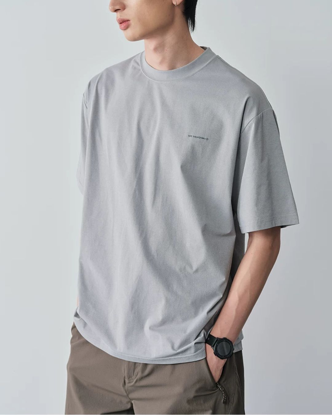 Starburst Graphic T-Shirt　ST207