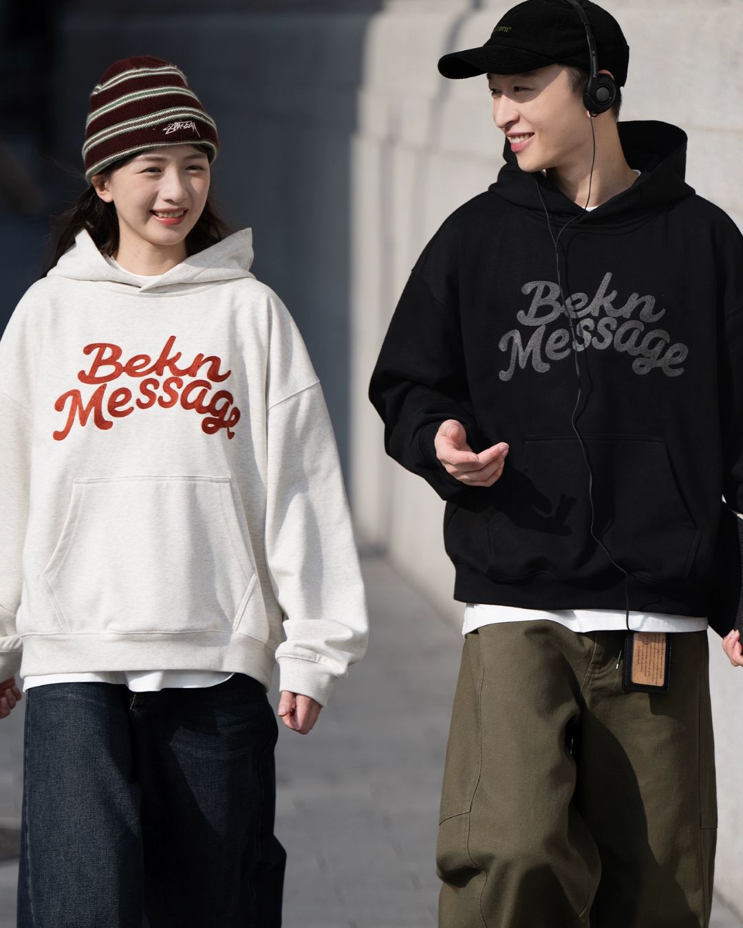 Embroidered Logo Hoodie　HD079