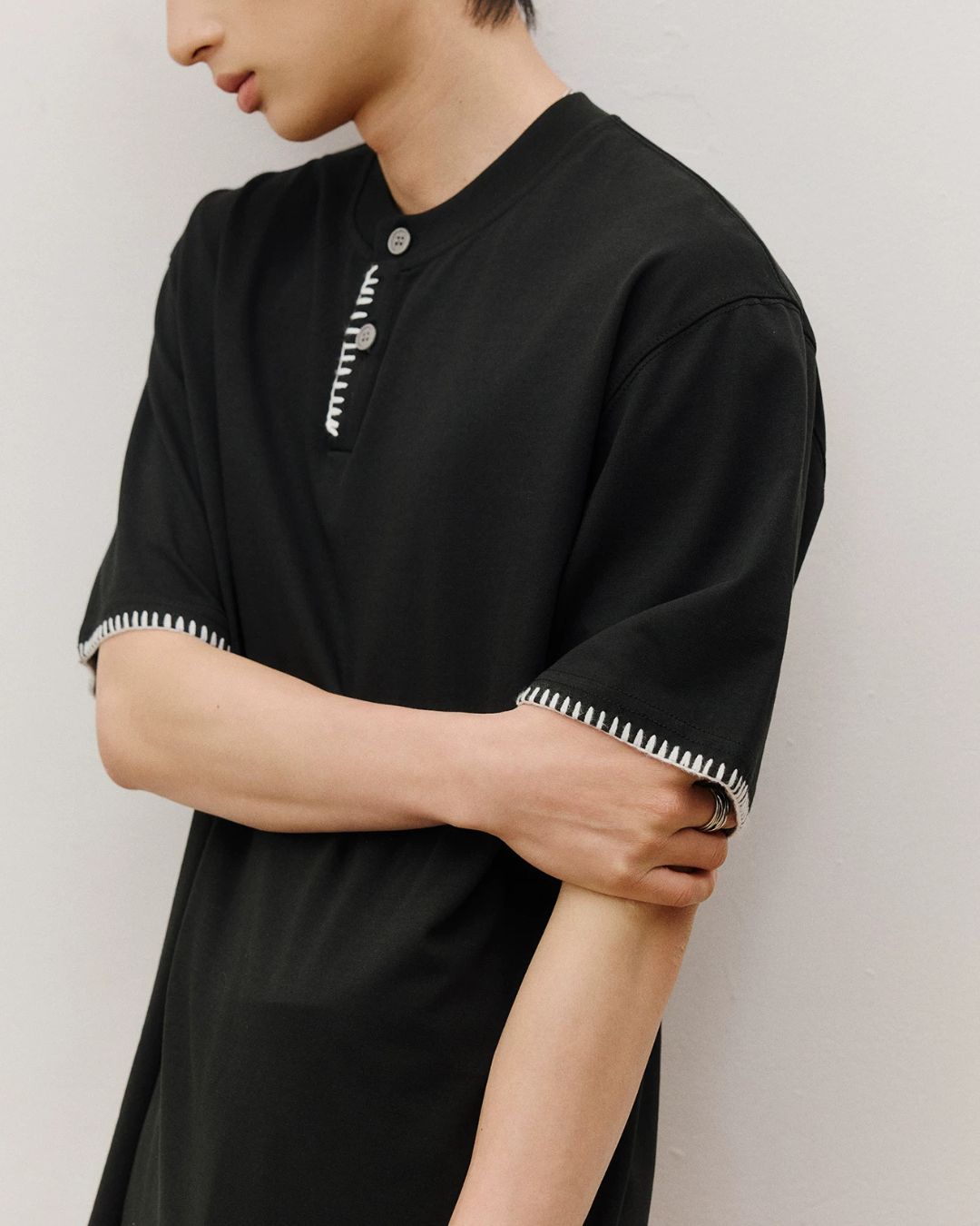 Stitched Henley Neck T-Shirt　ST198