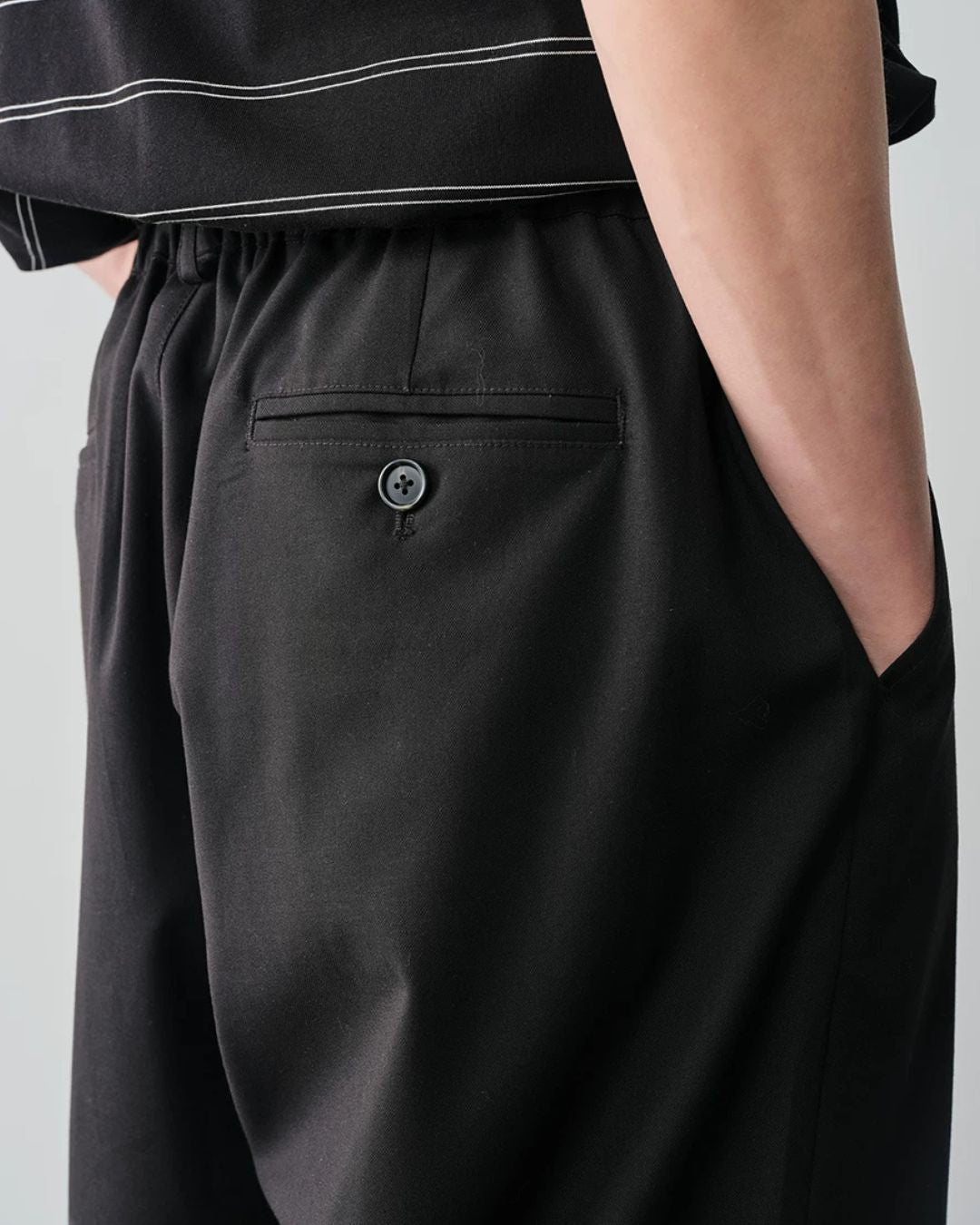 Pleated Cropped Pants　SP073