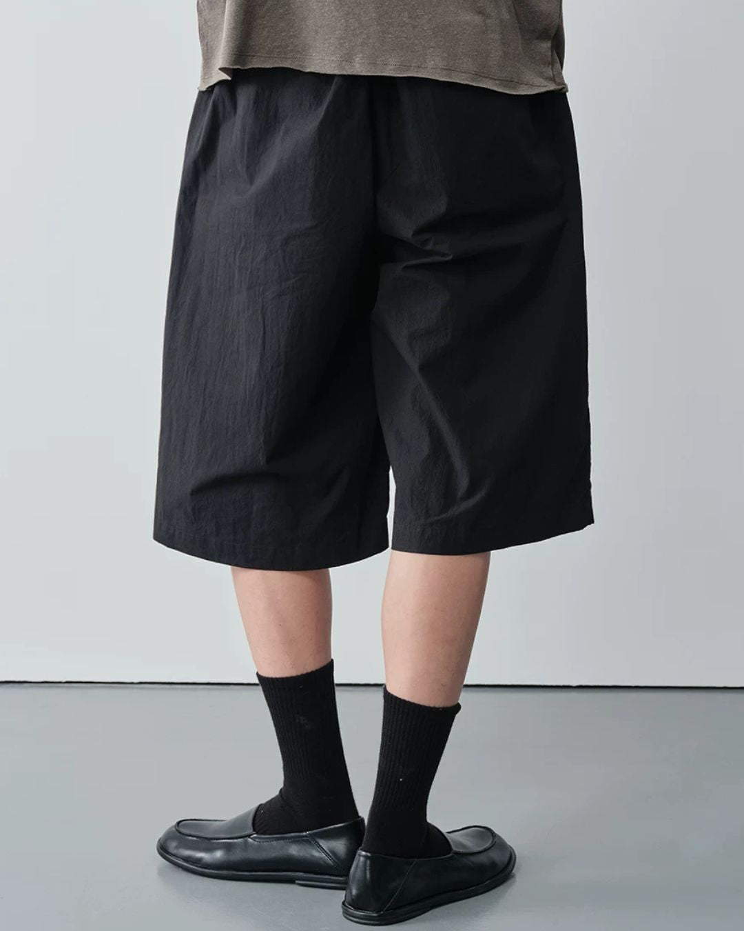 Cotton-Nylon Pleated Shorts　SP077