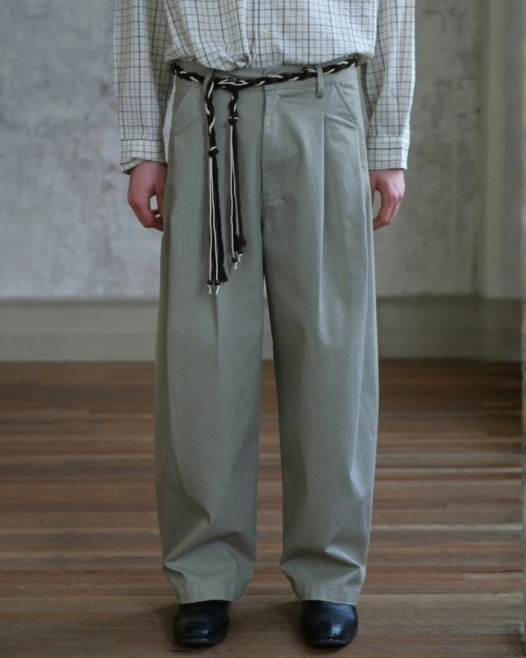 Relaxed Tuck Wide Pants　WP121